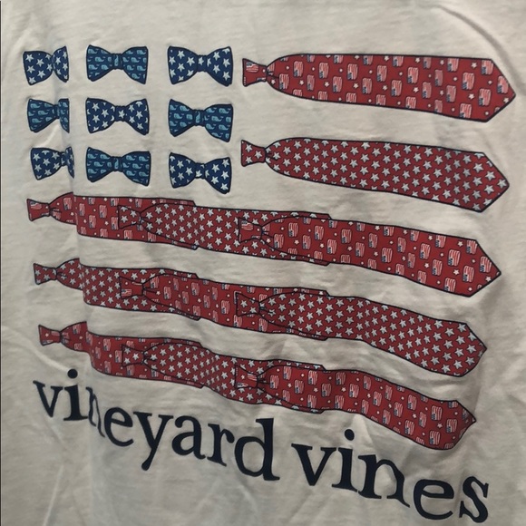 Vineyard Vines Men’s American Flag t shirt - Picture 2 of 3